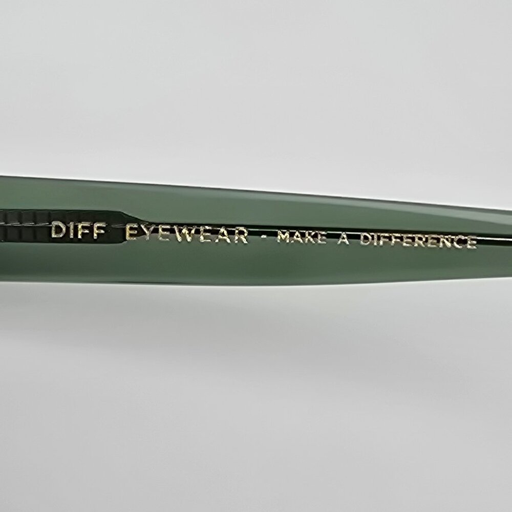 Diff Eyewear Ariana II Crystal Green Frame Green Gradient Lens Sunglasses w Case - Picture 12 of 16